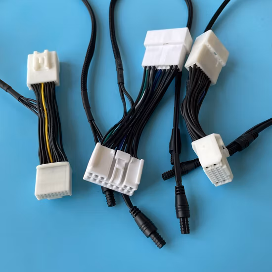 IATF16949 Certificated 4 Pin Te Connector Overmolding Injection Wire Harness with Corrugated Pine and Clip